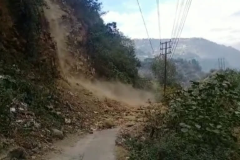 landslide on pakkatala road