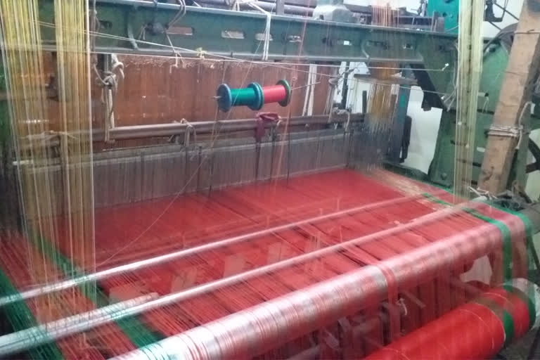 weavers  facing loss