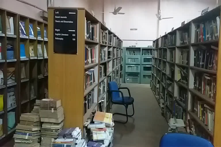 Posts of Librarian lying vacant,