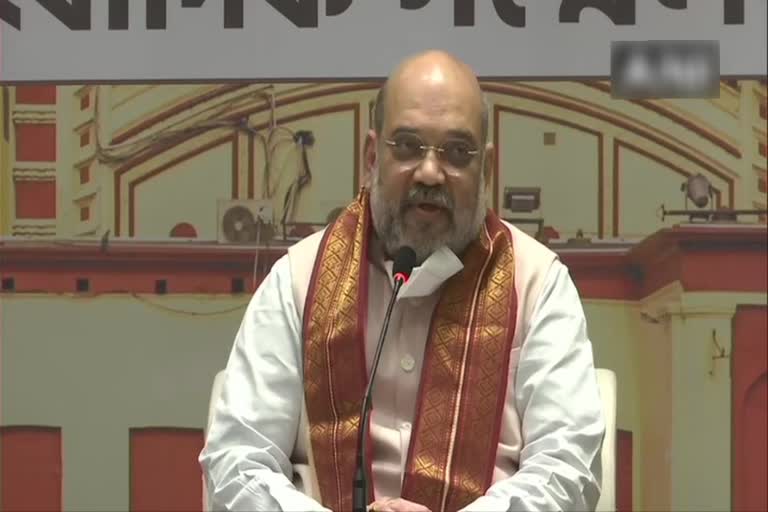 home-minister-amit-shah-attack-mamata-banerjee-for-violation-of-law-and-order