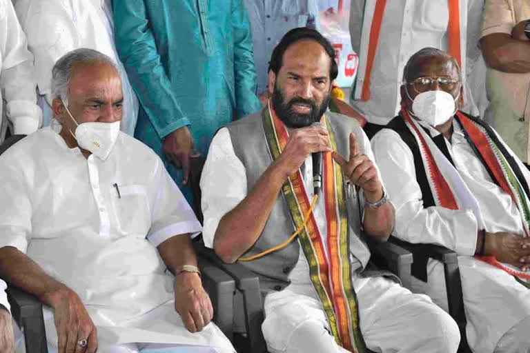 Telangana Congress alleges scam in flood relief distribution