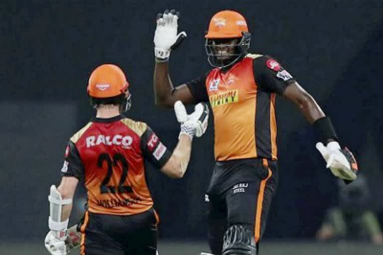 Sunrisers hyderabad having 4 international captain in their team which led them to the semifianls of IPL