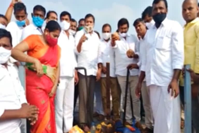 mla beeram harshavardhan relased water into canals at nagarkurnool district