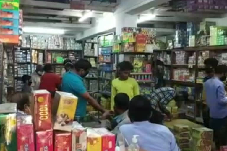 nagpur-municipal-corporation-gave-permission-to-sale-firecrackers-in-the-city