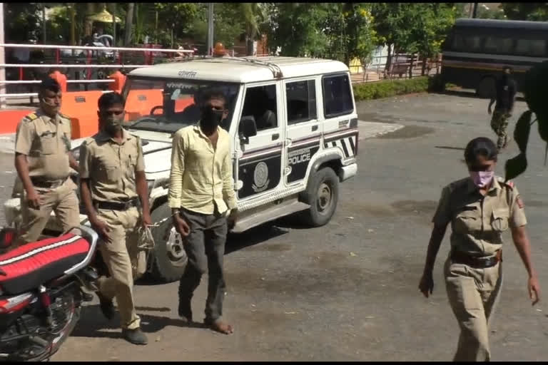 Four kg Hemp seized in Karanja