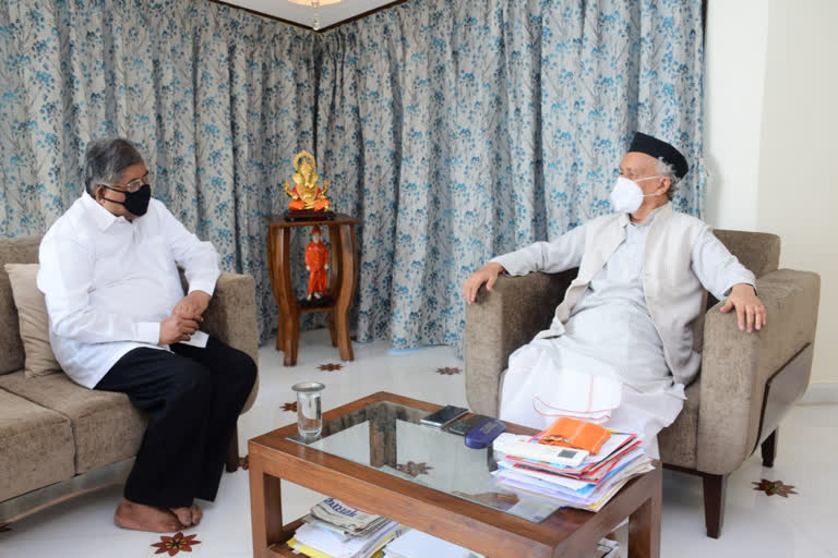 chandrakant patil meets governor