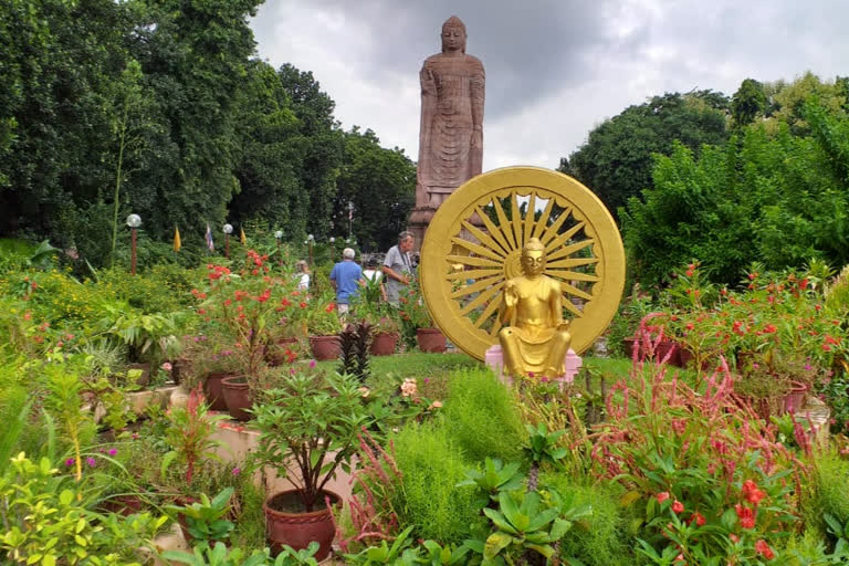 भगवान बुद्ध की प्रतिमा.