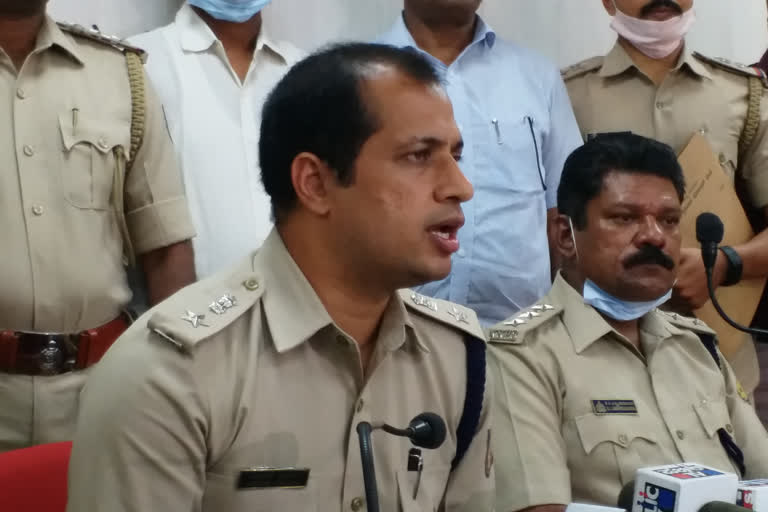 vijaypur sp anupam agarval pressmeet