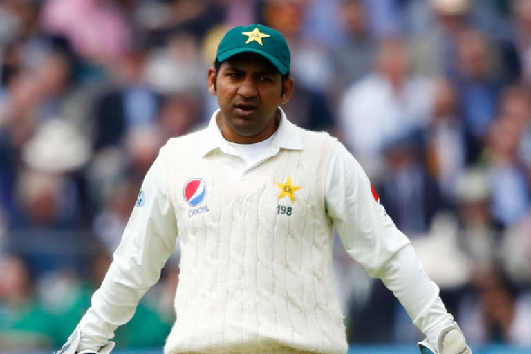 PCB fines Sarfaraz Ahmed for using inappropriate language