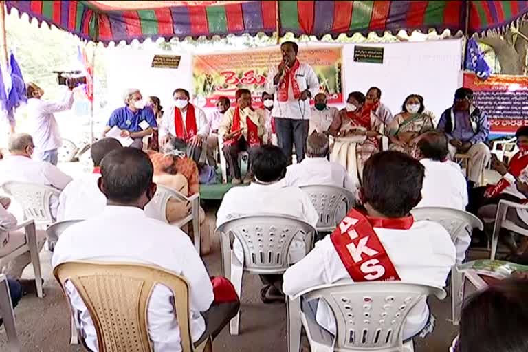 aikscc farmers protest at indira park in hyderabad