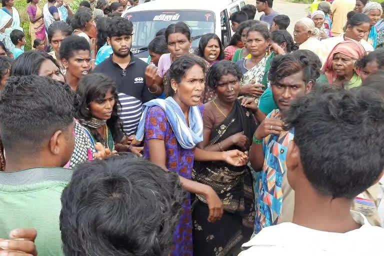 அரூரில் மர்மமான முறையில் இறந்து கிடந்த வாலிபரின் சடலம் கண்டெடுப்பு