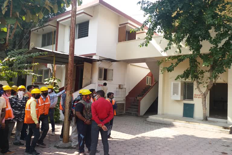 computer baba indore ashram demolished land enchroachment