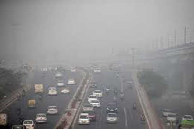 level of pollution increasing in delhi with AQI more than 600 in many areas