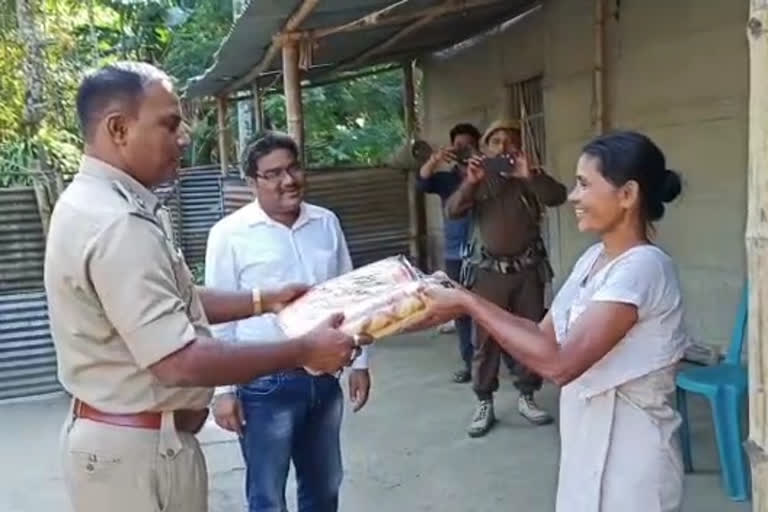 বঙাইগাঁৱৰ আৰক্ষী বিষয়া হেমেন দাসৰ বদান্যতা