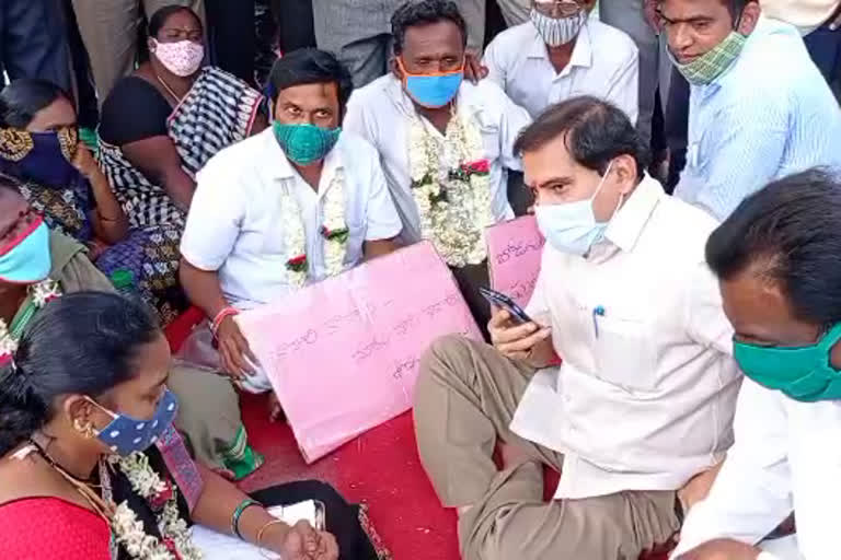 people protest for pedestrian at kazipet in warangal urban district