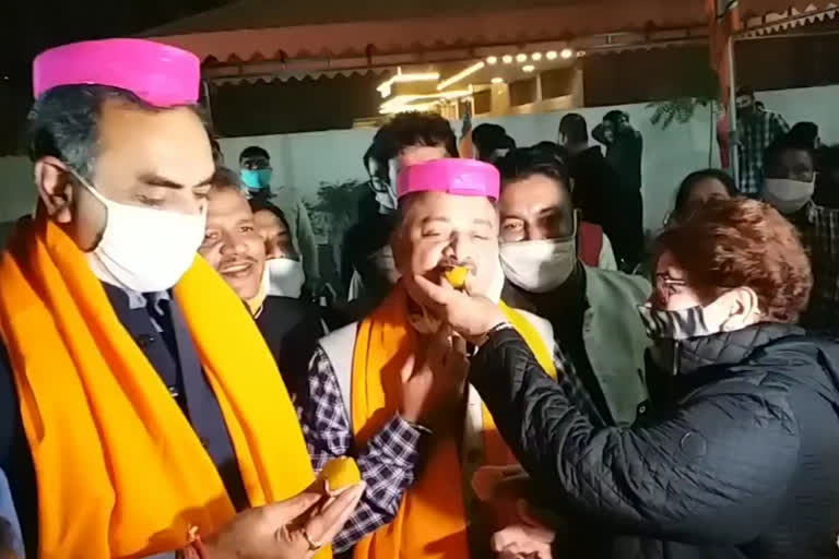 chandigarh bjp workers celebrate party victory in bihar assembly elections