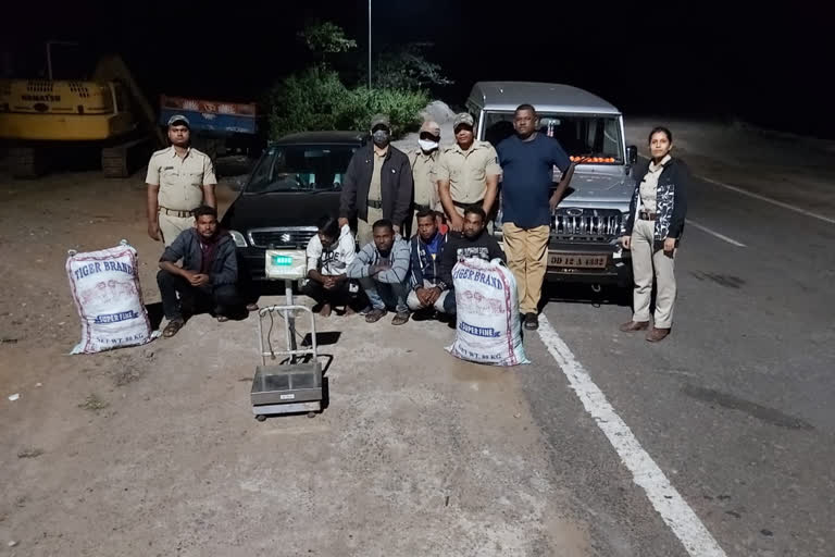 police seized 40 kg of cannabis, Ganjam's Bhanjanagar, ଗଞ୍ଜାମ ଭଞ୍ଜନଗରରେ ପେଟ୍ରୋଲିଂ, 40 କେଜି ଗଞ୍ଜେଇ ଜବତ