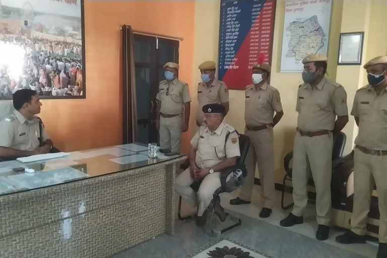 आसपुर और साबला थाने का निरीक्षण, Inspection of Aspur and Sabla police station