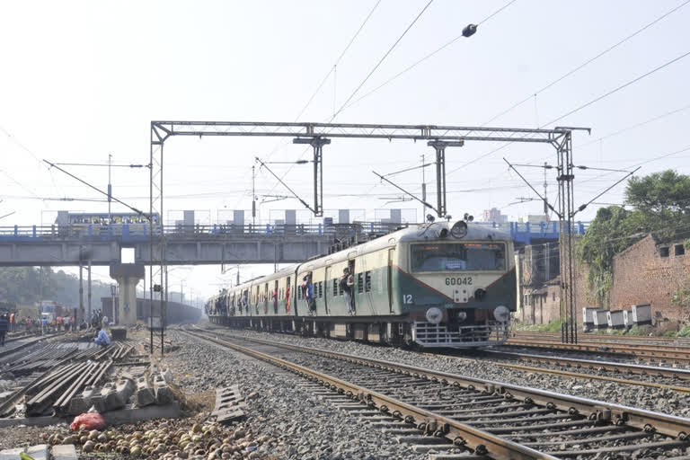 Local Train service in Kolkata