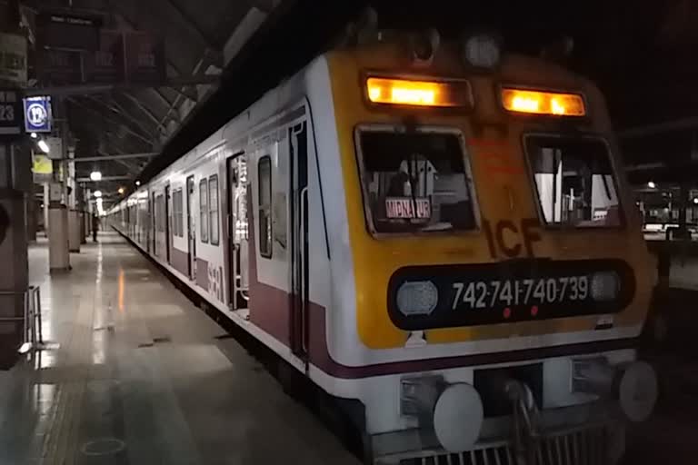 Local Train Service in west Bengal resumes