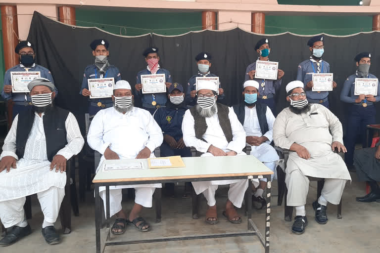 jamiat ulema e hind gave certificate to student in muradnagar