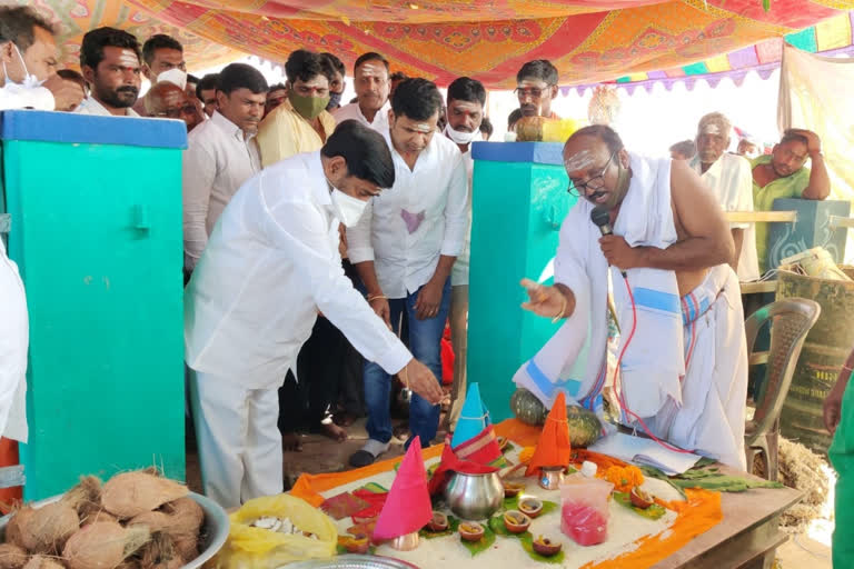 'అందరూ భక్తి భావాన్ని పెంపొందించుకోవాలి'