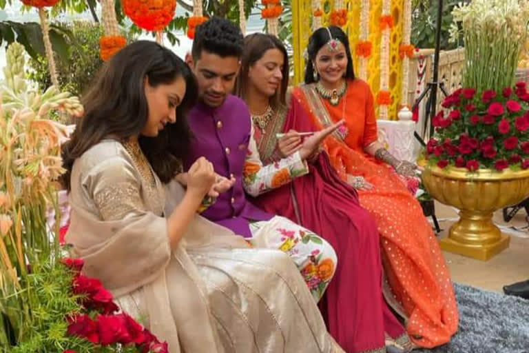 Kangana Ranaut applied turmeric and mehndi to brother and sister-in-law in Udaipur