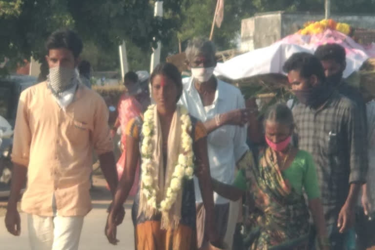 Granddaughter did the funeral for the grandfather at dharmapuram in yadadri bhuvanagiri district