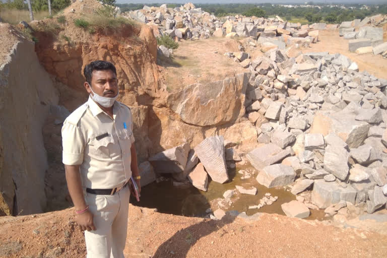 Notice to 21 quarry owners for not taking safety measures in Kushtagi