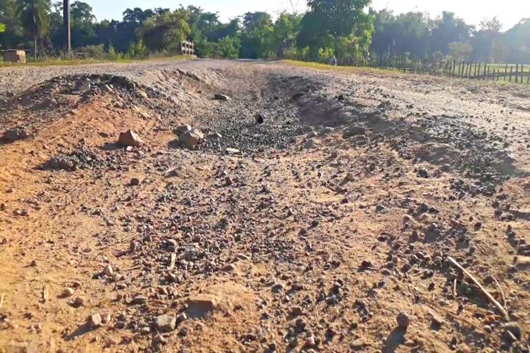 মৰিগাঁও ধৰমতুল সংযোগী পথৰ দুৰৱস্থা