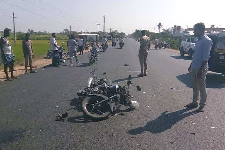 Road Accident  bike rider death In Bellary District