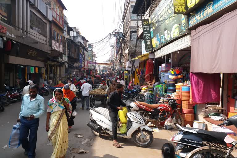 Business in Katni market on occasion of dhanteras