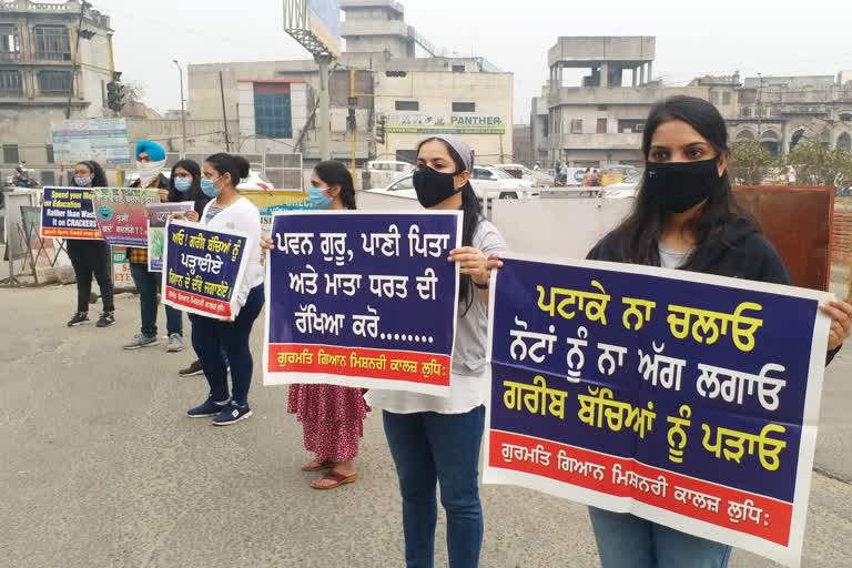 Youth of Ludhiana gave the message of celebrating Green Diwali