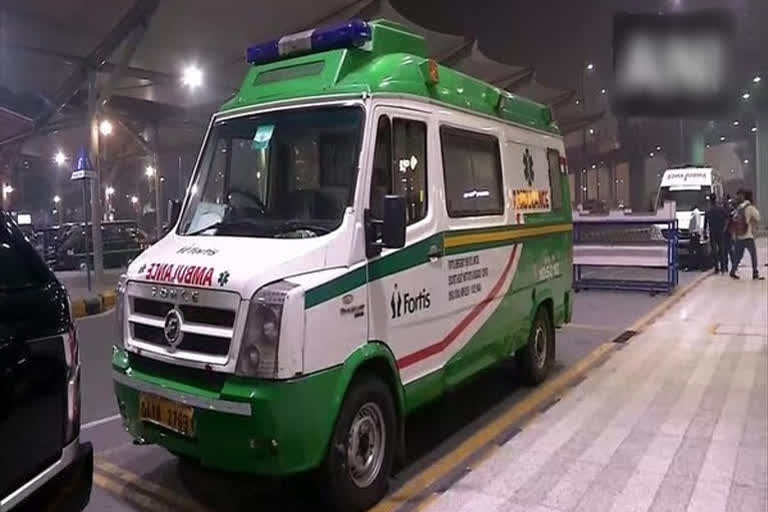 delhi-police-make-green-corridor-heart-transported-in-17-minutes