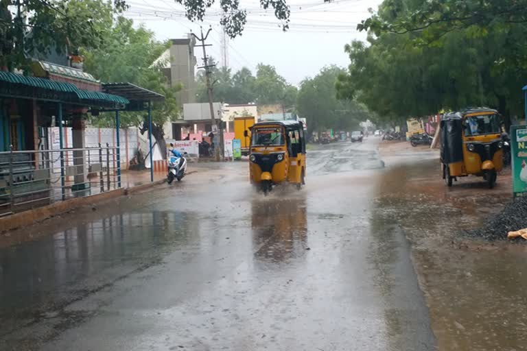 இரண்டாவது நாளாக தொடர் கனமழை