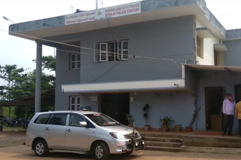 Woman found in old love home, Woman found in old love home in Dakshina Kannada, Ullala woman abscond case, Ullala woman abscond case news, ಹಳೆ ಪ್ರಿಯಕರ ಮನೆಯಲ್ಲಿ ಮಹಿಳೆ ಪತ್ತೆ, ದಕ್ಷಿಣ ಕನ್ನಡ ಜಿಲ್ಲೆಯಲ್ಲಿ ಹಳೆ ಪ್ರಿಯಕರ ಮನೆಯಲ್ಲಿ ಮಹಿಳೆ ಪತ್ತೆ, ಉಲ್ಲಾಳ ಮಹಿಳೆ ನಾಪತ್ತೆ ಪ್ರಕರಣ, ಉಲ್ಲಾಳ ಮಹಿಳೆ ನಾಪತ್ತೆ ಪ್ರಕರಣ ಸುದ್ದಿ,