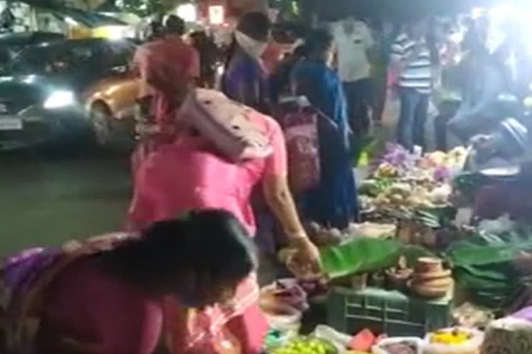 market rush at visakha