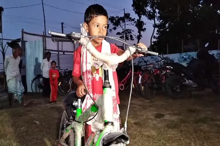 nalbari talented boy