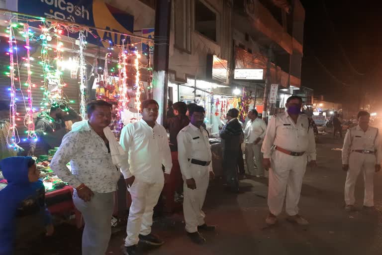 Police observant in view of festival in market in Jabera of Damoh