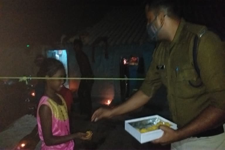 Police celebrated Diwali with the poor