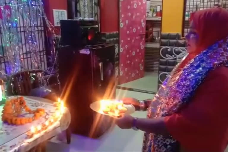 Muslim family celebrate Diwali in Aligarh