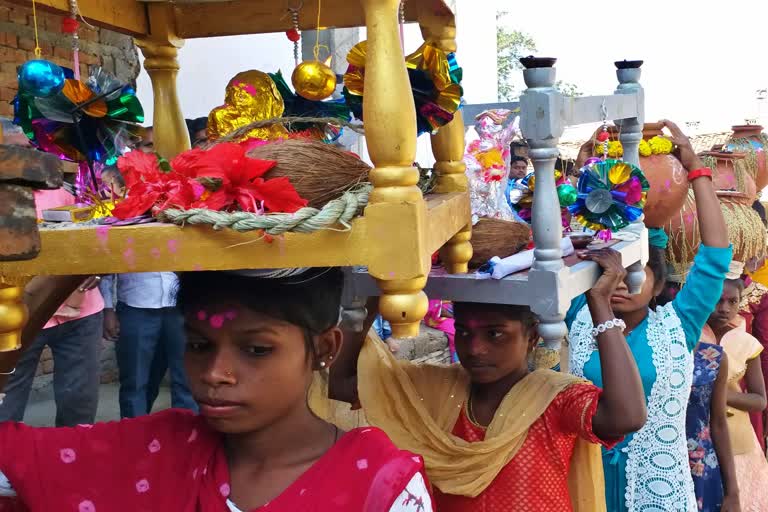 Gauri Gaura worship ceremony