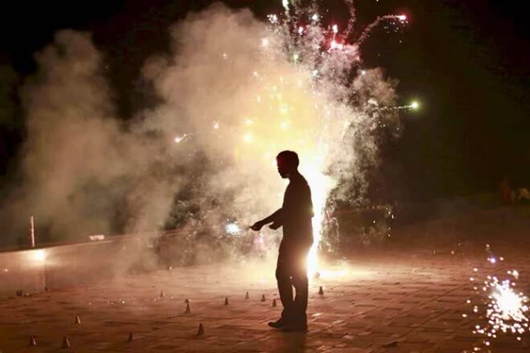 diwali night was least polluted in 10 years in raipur