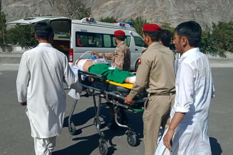 8-killed-11-injured-in-pak-accident