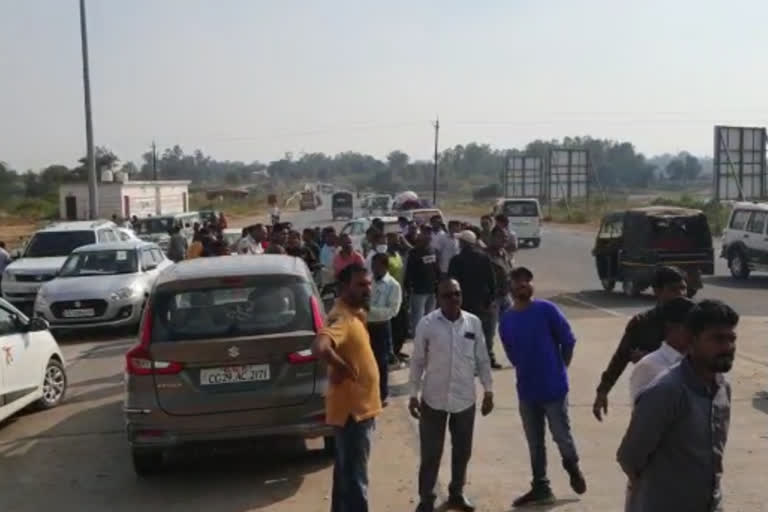 people created uproar at pachira toll plaza in nh 43 in surajpur