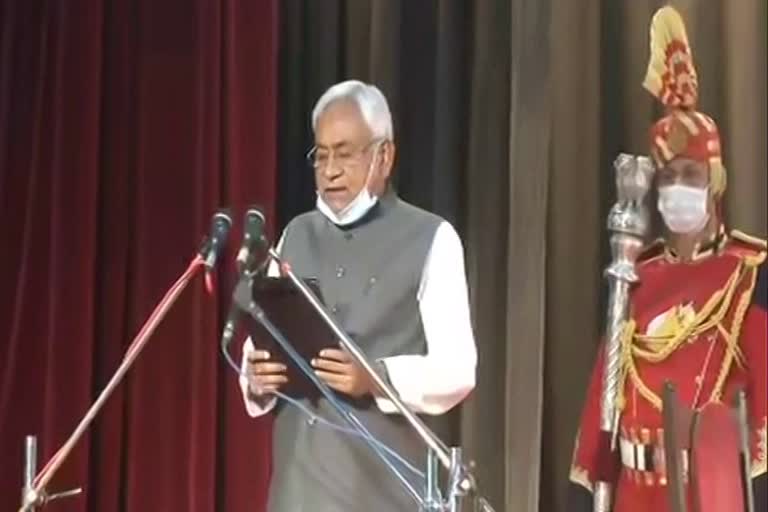 Bihar CM Swearing In  Nitish Kumar to take oath  Nitish Kumar  JDU nitish kumar  Bihar CM  ബിഹാര്‍ മുഖ്യമന്ത്രി  നിതീഷ് കുമാര്‍ മുഖ്യമന്ത്രി  കേന്ദ്ര ആഭ്യന്തര മന്ത്രി അമിത് ഷാ  ബിജെപി ദേശീയ അധ്യക്ഷന്‍  ജെ.പി നദ്ദ  ബിഹാര്‍ ഉപമുഖ്യമന്ത്രി  തര്‍കിഷോര്‍ പ്രസാദ്  രേണു ദേവി ബിഹാര്‍  ഗവര്‍ണര്‍ ഫാഗു ചൗഹാന്‍