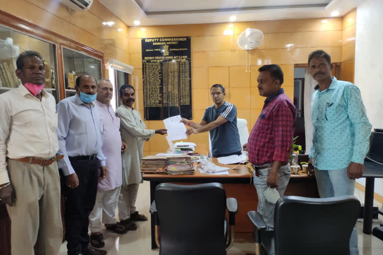 Tribe Safety Forum members submitted memorandum to Dc in sahibganj