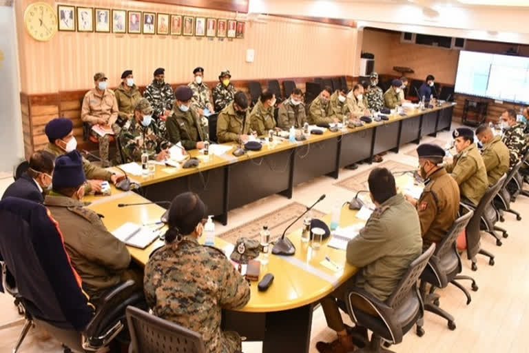 Review meeting regarding security plans of DDC election in central Kashmir in session