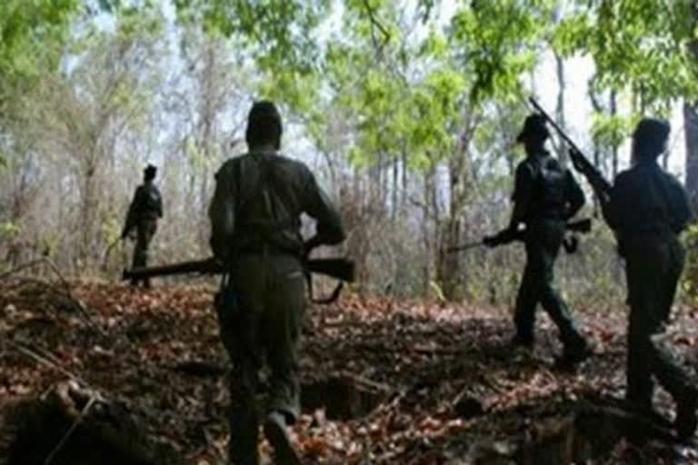 naxalites-have-burnt-a-jcb-and-a-tractor-engaged-in-construction-work-in-lohardaga