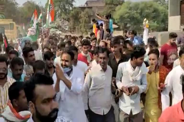 Congress MLA turns out to thank public after victory